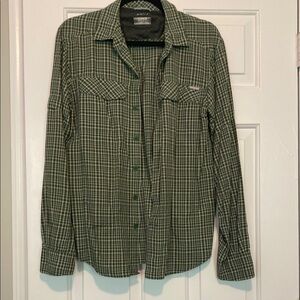 Men’s small Columbia Omni-shade long sleeve sun shirt.